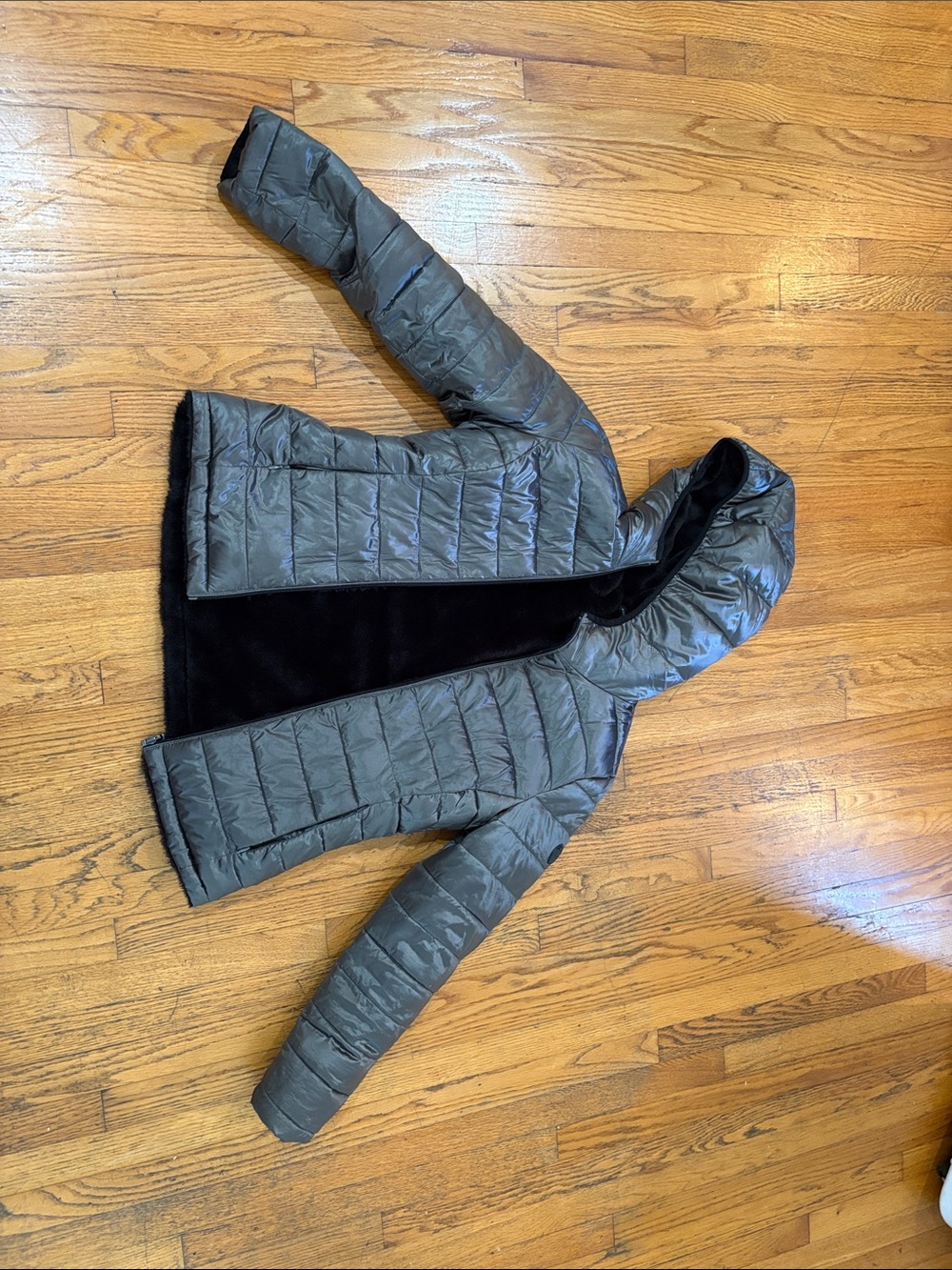 Women's Quilted Hooded Coat in Dark Gray